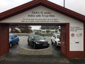 Besøk hos Åkra
